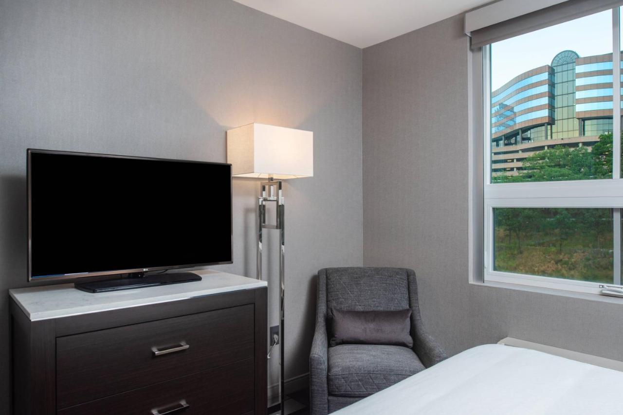 Fairfield Inn & Suites By Marriott Boston Waltham Eksteriør billede