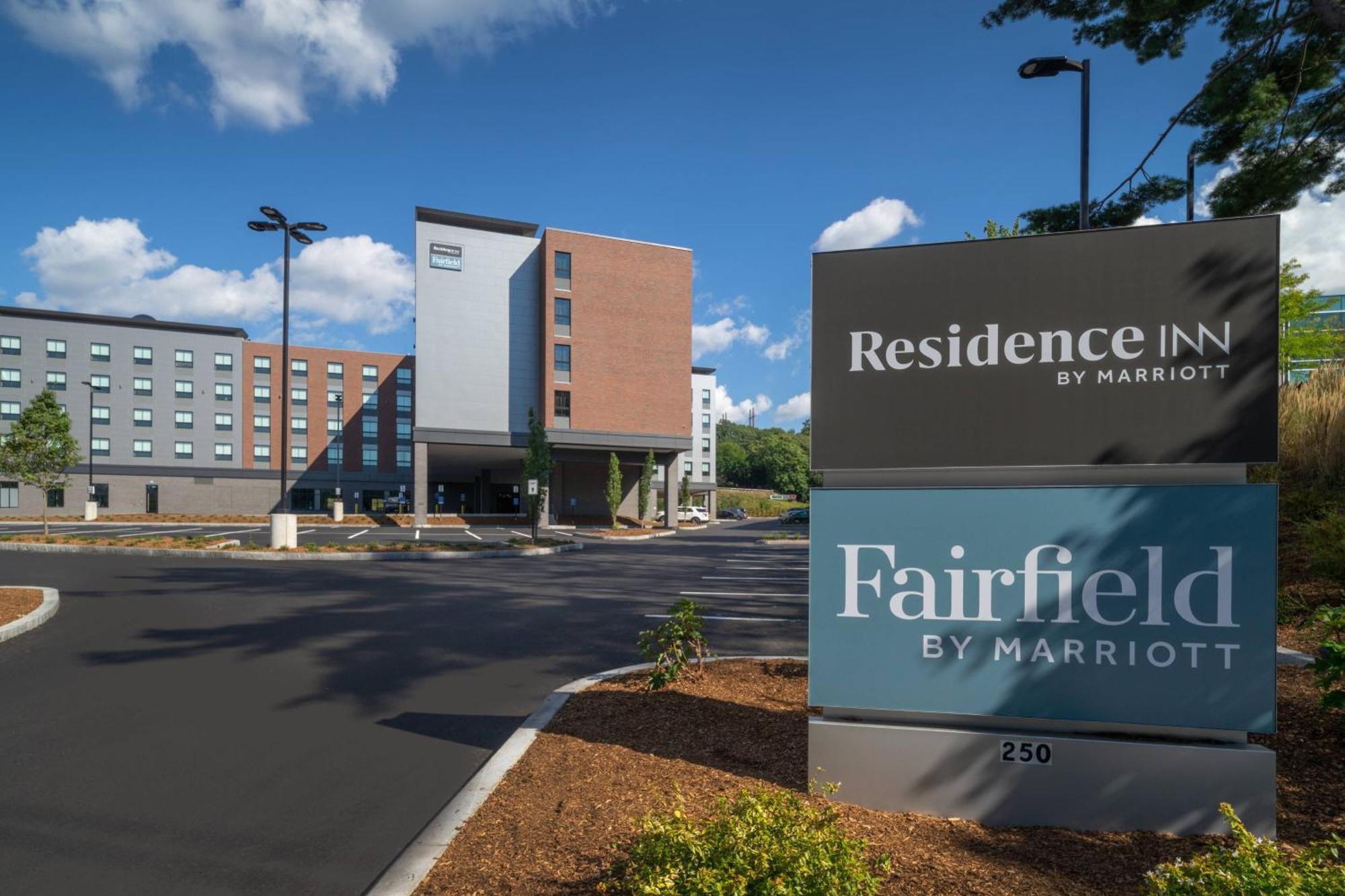 Fairfield Inn & Suites By Marriott Boston Waltham Eksteriør billede